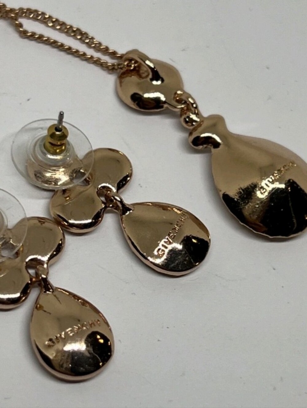 GIVENCHY SIGNED VTG Rose Gold Tone Champagne Teardrop Necklace Earrings Set - Picture 2 of 7